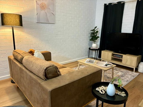 Neat 2 Bedroom Apartment, With Free Parking - Accommodation Mount Tamborine 1