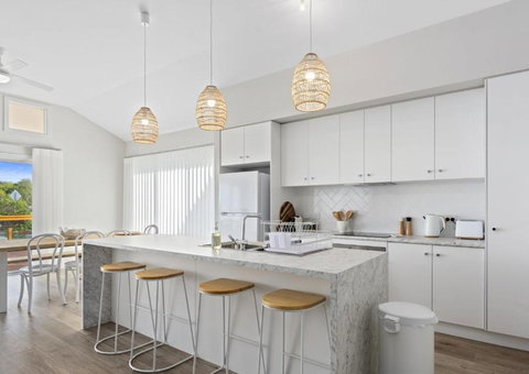 Nest 6 Battunga Ave Port Elliot - No Linen Included - Accommodation Mount Tamborine 1