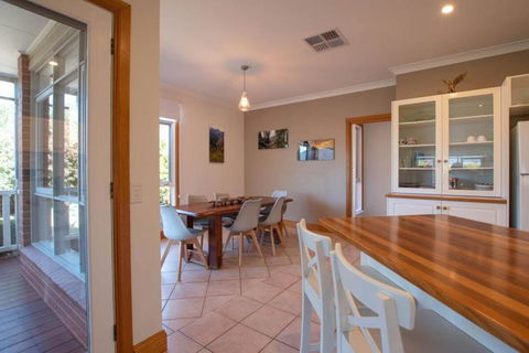 Neve E Fiume Snow And River - Accommodation Mount Tamborine 2