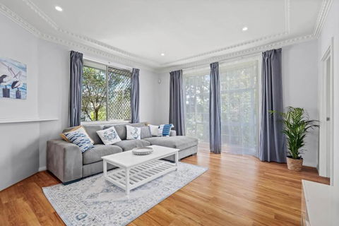 NEW Sailors Cove Pet Friendly - Accommodation Mount Tamborine 0