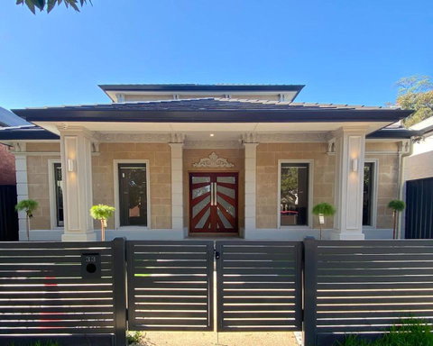 New Spacious Luxury 5 Bedroom Mansion In Unley - Accommodation Mount Tamborine 0