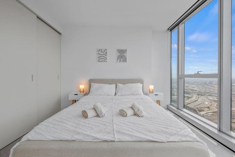 NEW Top Floor L70 CBD Luxury Apt - Accommodation Mount Tamborine 1