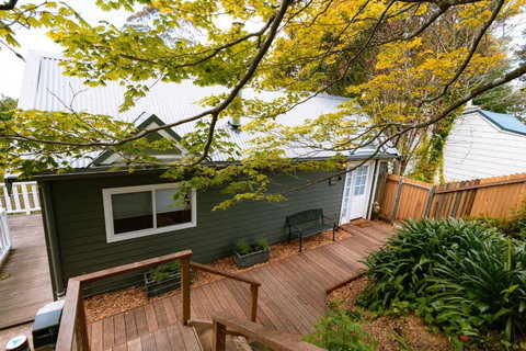 Newly Renovated 100 Year Old Bliss Cottage - Adaline - Accommodation Mount Tamborine 2