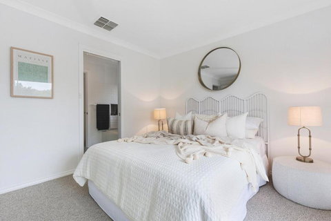 Newly Renovated Cottage Sleeps 6 - Accommodation Mount Tamborine 1