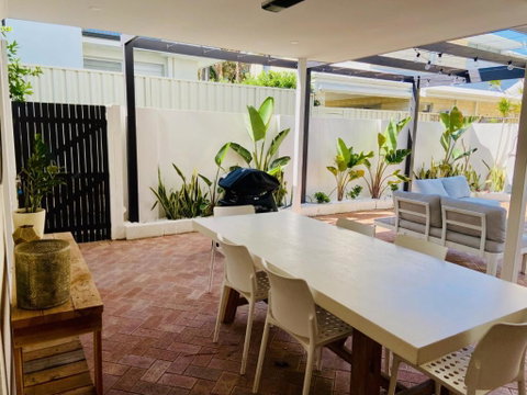 NOR214 - Northstead Coastal Charm - Accommodation Mount Tamborine 1