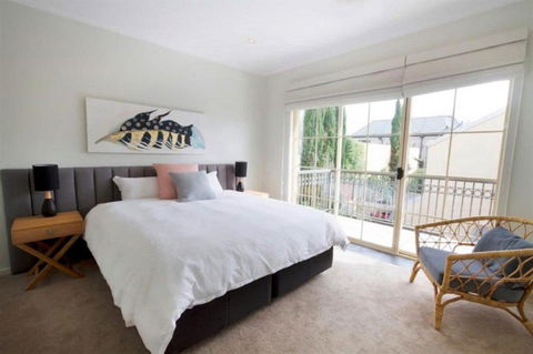 Norwood Saltbush Retreat With Wifi - Accommodation Mount Tamborine 2