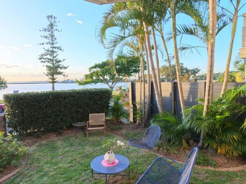 Oasis On Esplanade - Accommodation Mount Tamborine 2