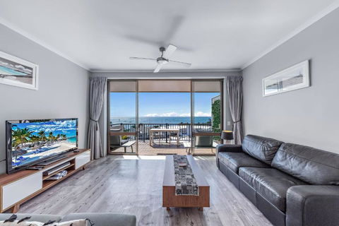 OCEAN VIEWS 16 Pool & Spa Wi-FI - Accommodation Mount Tamborine 3