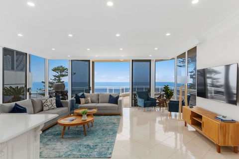 Ocean Vista Escape - A Lofty Beachfront Penthouse - Accommodation Mount Tamborine 0