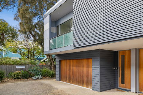 OG- By The Sea, 400m To Beach - Accommodation Mount Tamborine 0