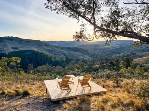 Olive Hill Spa, Views & Home Cinema - Accommodation Mount Tamborine 2