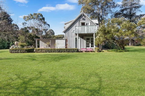 Orchard Cottage Alpine Southern Highlands - Accommodation Mount Tamborine 0