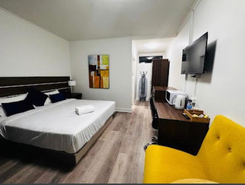 OUYEN MOTEL - Accommodation Mount Tamborine 2