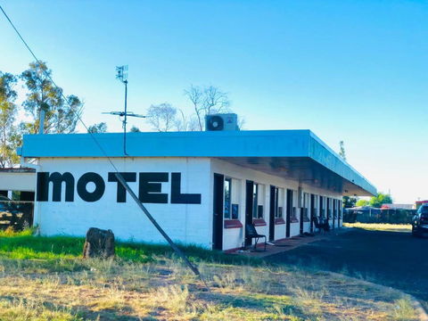 OXFORD HOTEL MOTEL - Accommodation Mount Tamborine 2