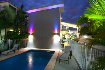 Pacific Coast Motel with Accommodation Mount Tamborine