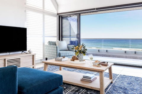 Pacific Dawn On The Beach Two - Accommodation Mount Tamborine 2