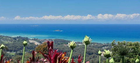 ON TOP Of THE WORLD Garden Studio - Accommodation Mount Tamborine 0