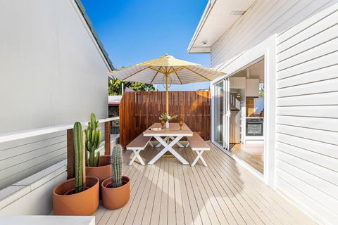 Palm Beach Villa Gold Coast - Accommodation Mount Tamborine 2