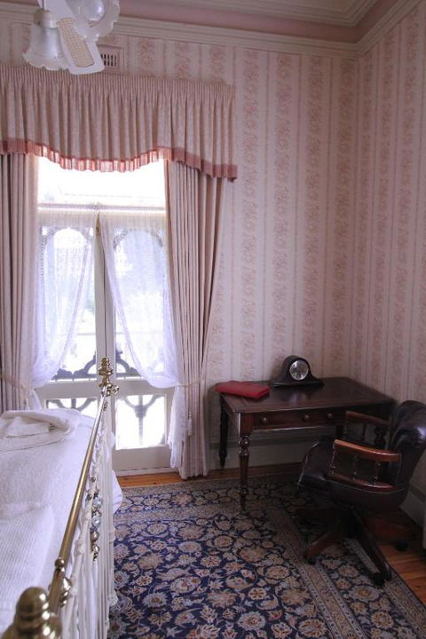 Palm House - Accommodation Mount Tamborine 0