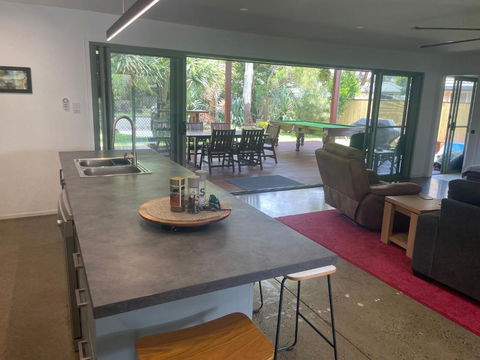 Pandanus Paradise. Newly Renovated 4 Bedroom Home - Accommodation Mount Tamborine 2