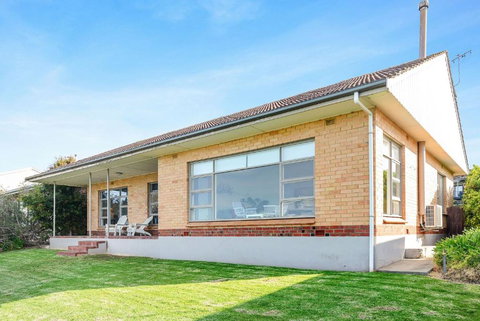 Panoramic Views Over The Bay - Accommodation Mount Tamborine 0