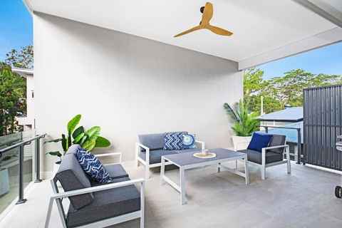 Park Avenue Terrace House Sleeps 9 - Accommodation Mount Tamborine 3