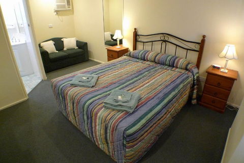 Parkhaven Motel - Accommodation Mount Tamborine 1