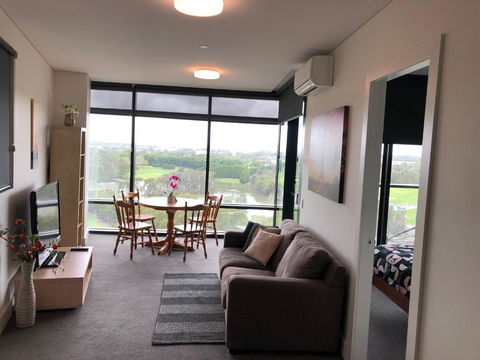 Parkview Modern Apartment W Parking @ Olympic Park - Accommodation Mount Tamborine 1