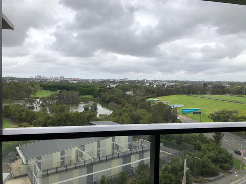 Parkview Modern Apartment W Parking @ Olympic Park - Accommodation Mount Tamborine 3