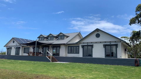 Peninsula At Metung House - Access By Boat Only - Accommodation Mount Tamborine 2