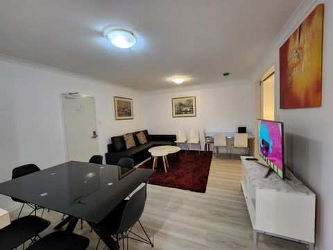 PERTH CBD APARTMENTS - Accommodation Mount Tamborine 0