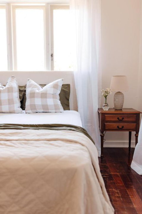 Pet Friendly Family Home In Bluff Point - Accommodation Mount Tamborine 3