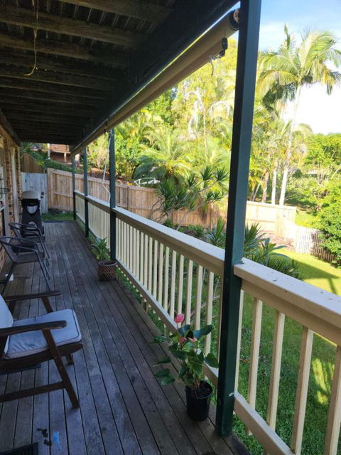 Poinciana Room - Accommodation Mount Tamborine 1