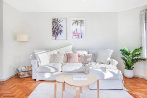 Perfect Manly Retreat, In The Heart Of Manly, Family & Couple Friendly Apartment With CAR SPOT - Accommodation Mount Tamborine 1
