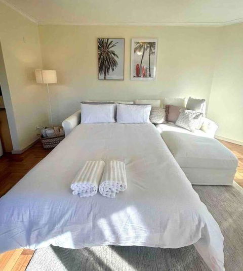 Perfect Manly Retreat, In The Heart Of Manly, Family & Couple Friendly Apartment With CAR SPOT - Accommodation Mount Tamborine 3