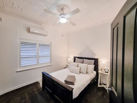 Peters Rest Central Wagga - Accommodation Mount Tamborine 0