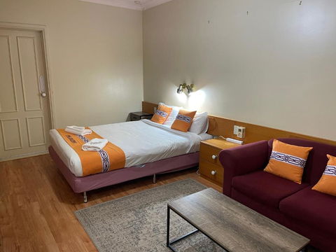 Philadelphia Motor Inn - Accommodation Mount Tamborine 3