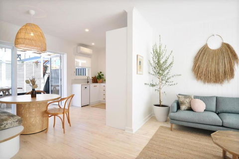 Pine At Arlos Glenelg South - Accommodation Mount Tamborine 3