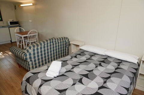 Pine Country Caravan Park - Accommodation Mount Tamborine 2