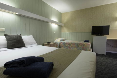 Pioneer Station Motor Inn - Accommodation Mount Tamborine 3
