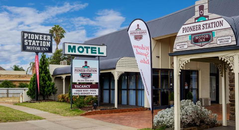 Pioneer Station Motor Inn - Accommodation Mount Tamborine 0