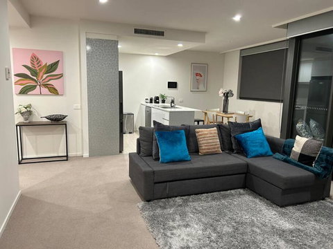 Plush Apartment On Mort - Accommodation Mount Tamborine 0