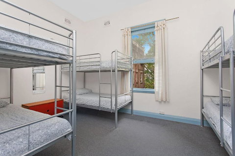 PodBed Sydney - Accommodation Mount Tamborine 3