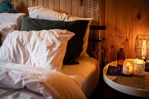 Poets Ode Featuring The Donkey Shed Theatre - Accommodation Mount Tamborine 3