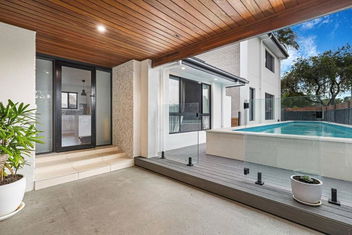 Pool House Hideaway with Accommodation Mount Tamborine