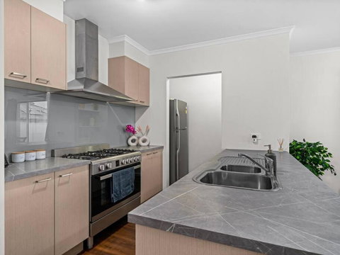 Popular Villa Shepparton - Accommodation Mount Tamborine 3