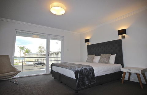 Quays Hotel - Accommodation Mount Tamborine 0