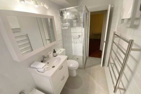 Quiet 2BR Apartment With Garden Views In Griffith - Accommodation Mount Tamborine 3
