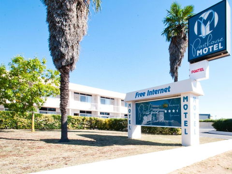 Posthouse Motor Lodge - Accommodation Mount Tamborine 0