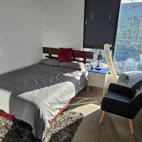 Private Bedroom & Bathroom In Shared Inner Brisbane Apartment - Accommodation Mount Tamborine 3
